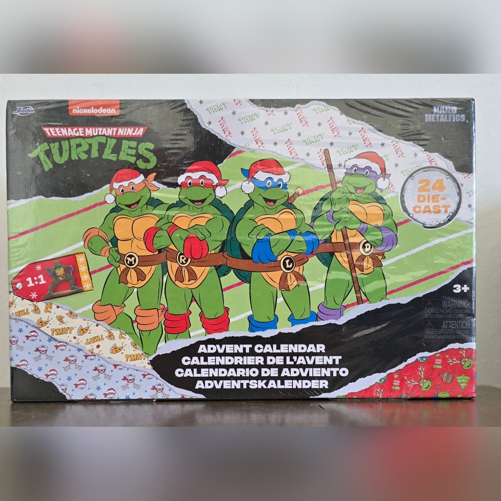 This is a Teenage Mutant Ninja Turtles Nano Metalfigures Advent Calendar